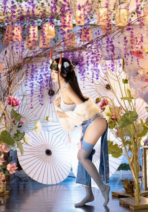 欧美背景海报图片_4K迅雷电影在线