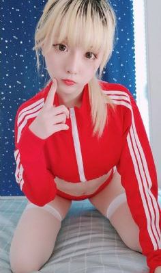 欧美胖老太视频播放_1080完整视频观看